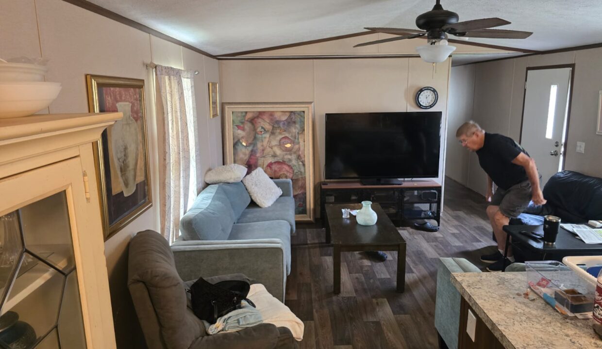 259cbe7d-5b56-4433-93dd-7b53d41aa200