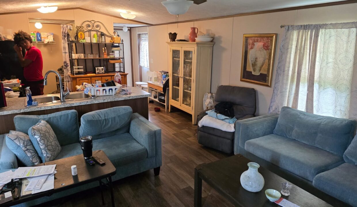 38b61ae7-b4d4-4c5d-b393-df606cbfc321