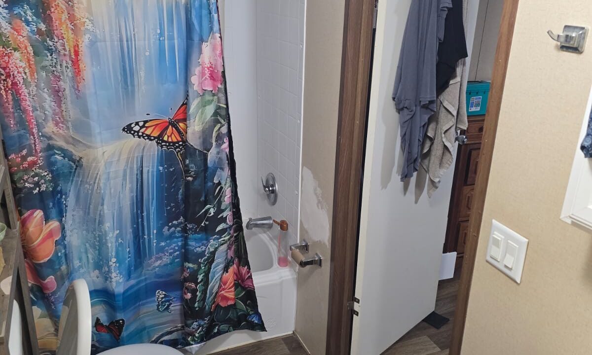 efd8250a-2858-4aa6-b32a-4bbd3d895c0f