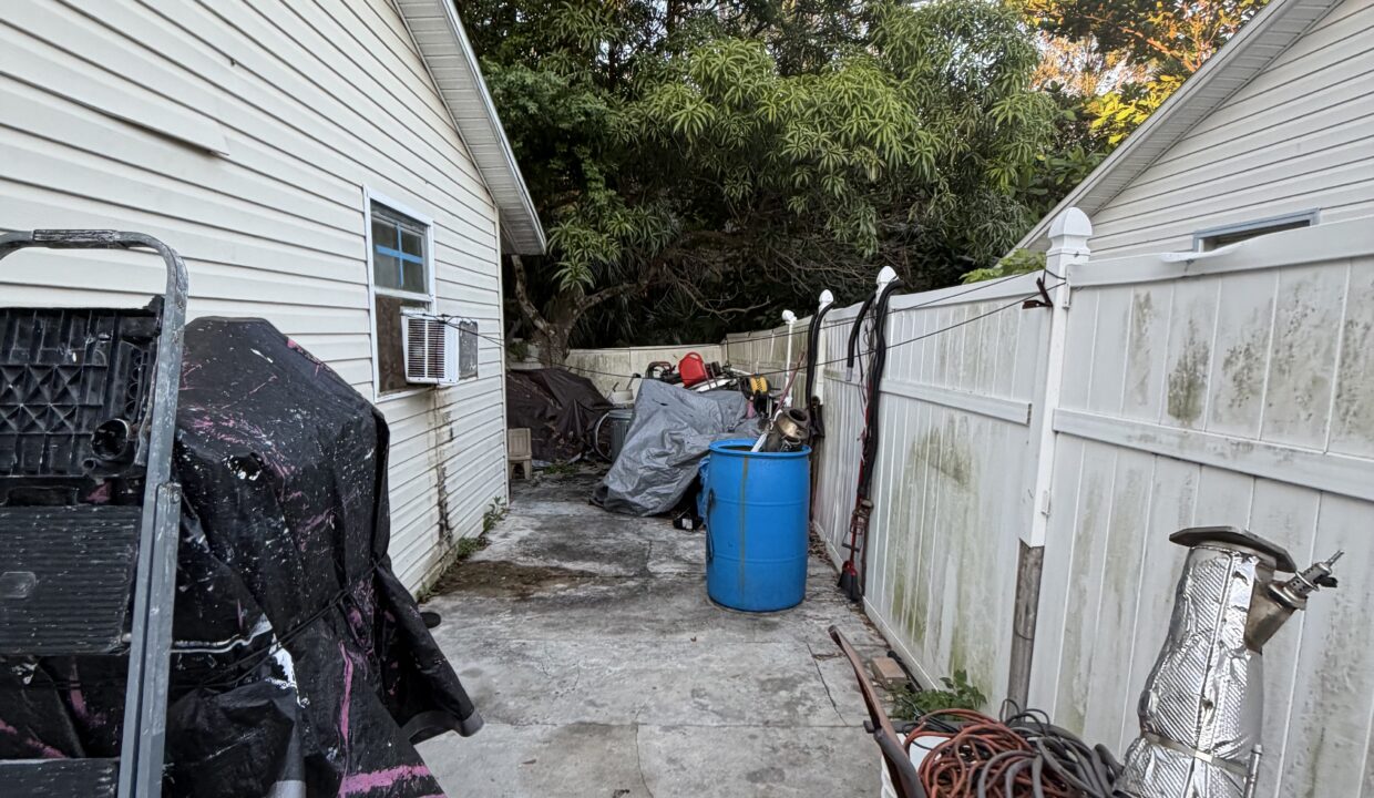 12028 Sitterly St Naples, FL -16